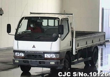 1997 Mitsubishi Canter Manual 4.2L Flatbed Truck for Sale